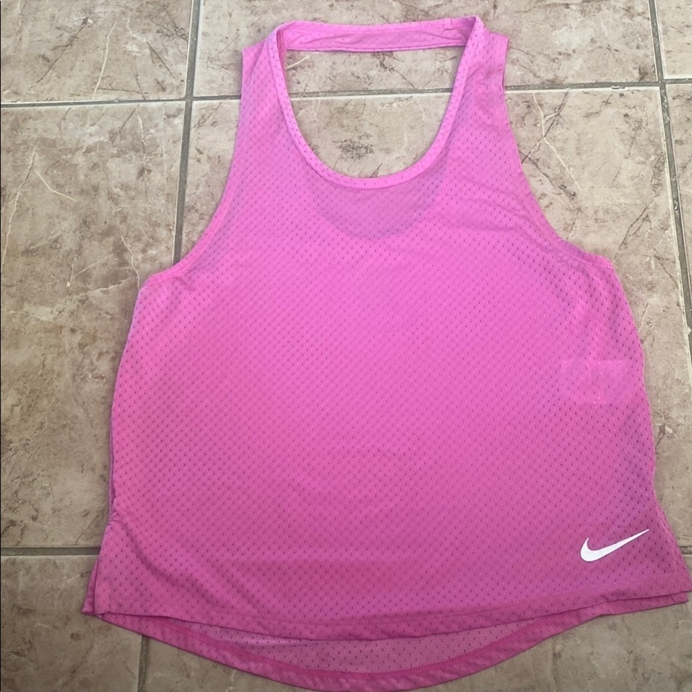Nike Dri-Fit Training Tee | Size M | Moisture-Wicking